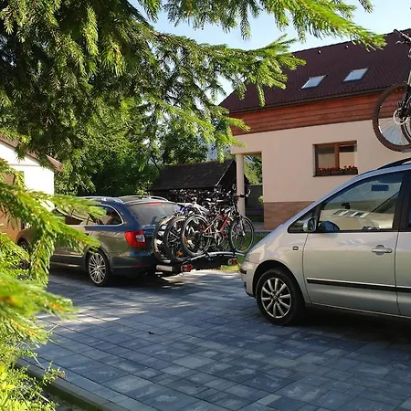 Jaraba Oda ve Kahvaltı Žiar